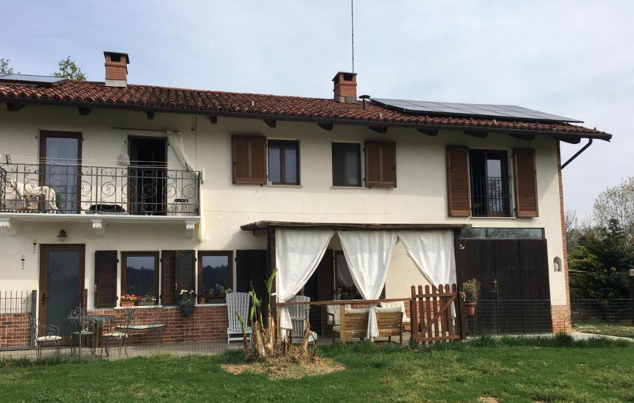 B&B Cascina Dei Levrieri Capriglio Екстериор снимка