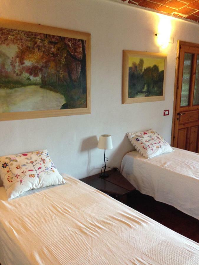B&B Cascina Dei Levrieri Capriglio Екстериор снимка